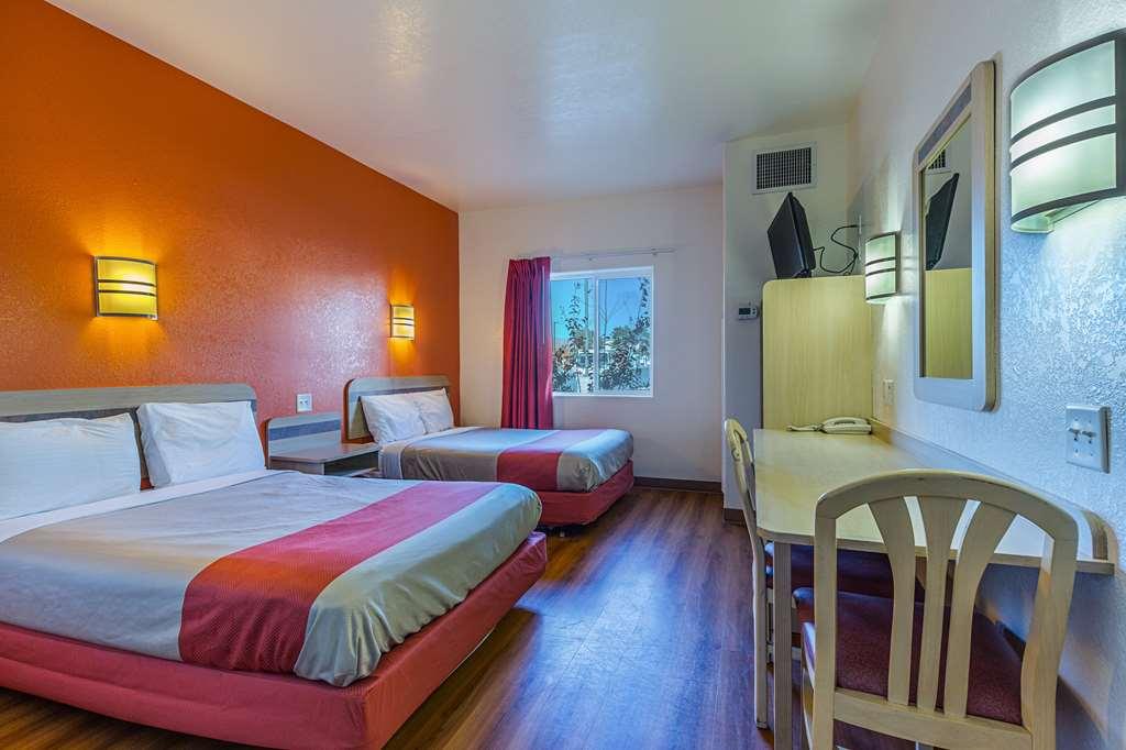 Motel 6 Beatty - Death Valley Стая снимка